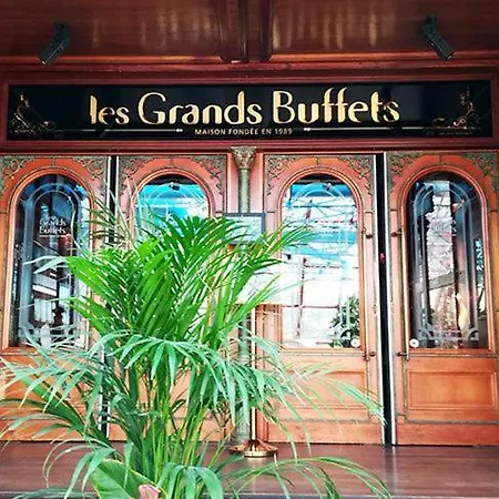 Pres Des Grands Buffets Climatise شقة *